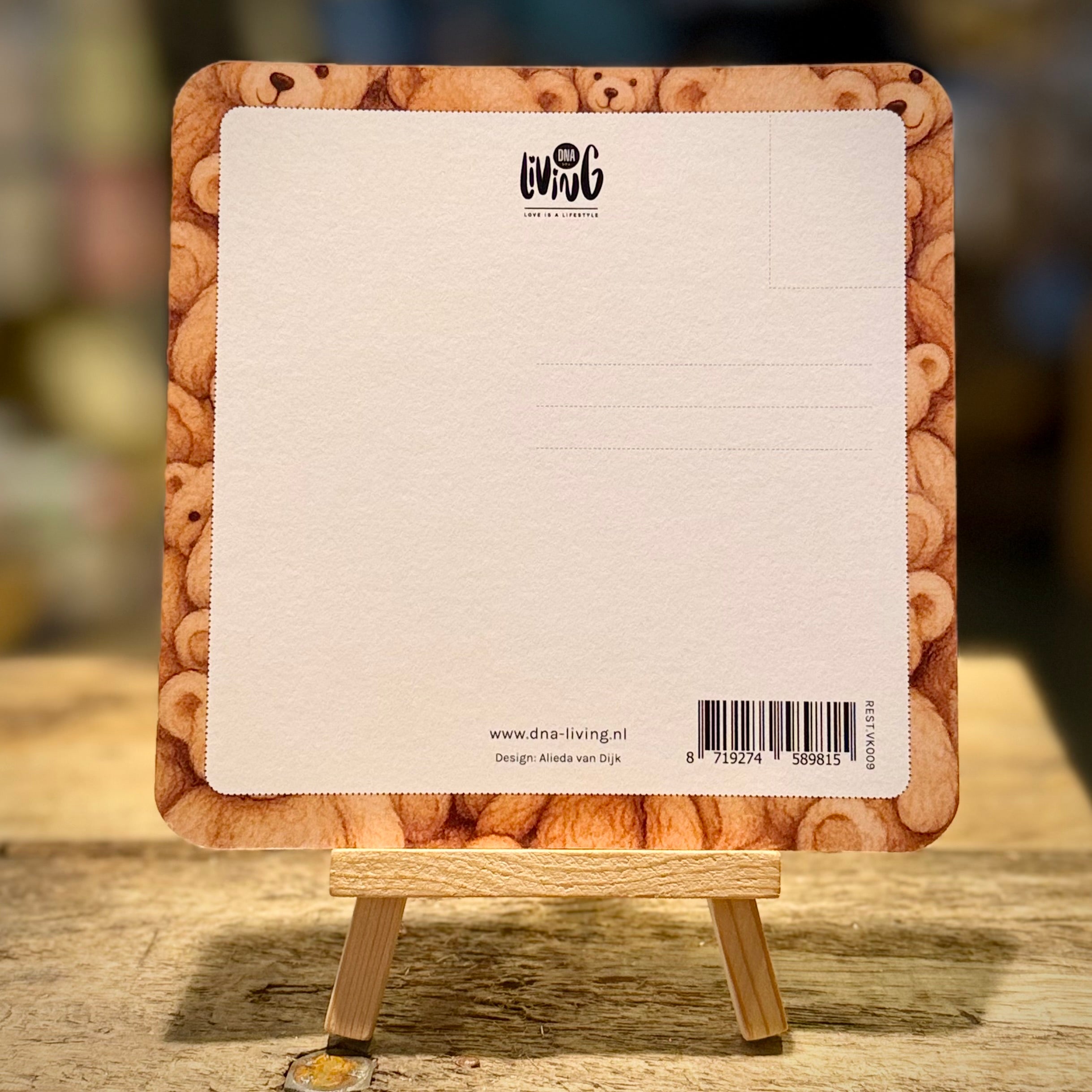 Lots of Hugs for You | Square Card